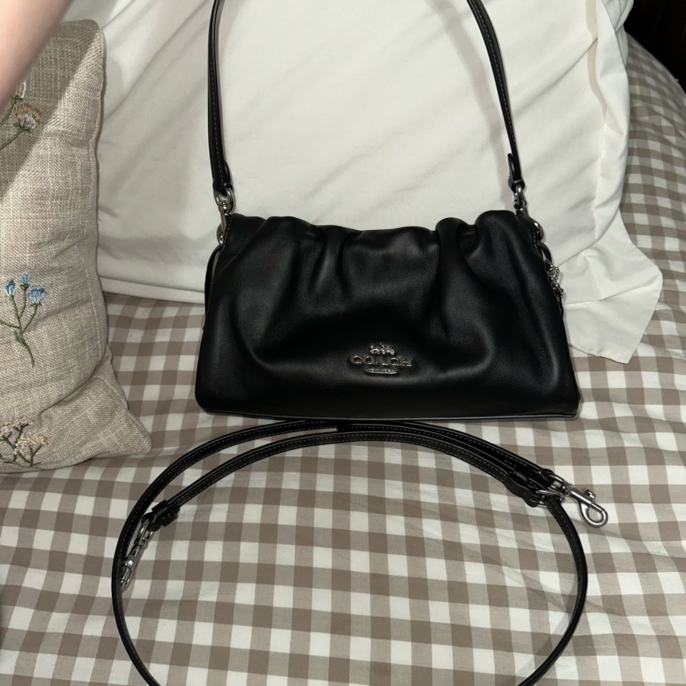 Faye Shoulder Bag - Picture 2 of 9